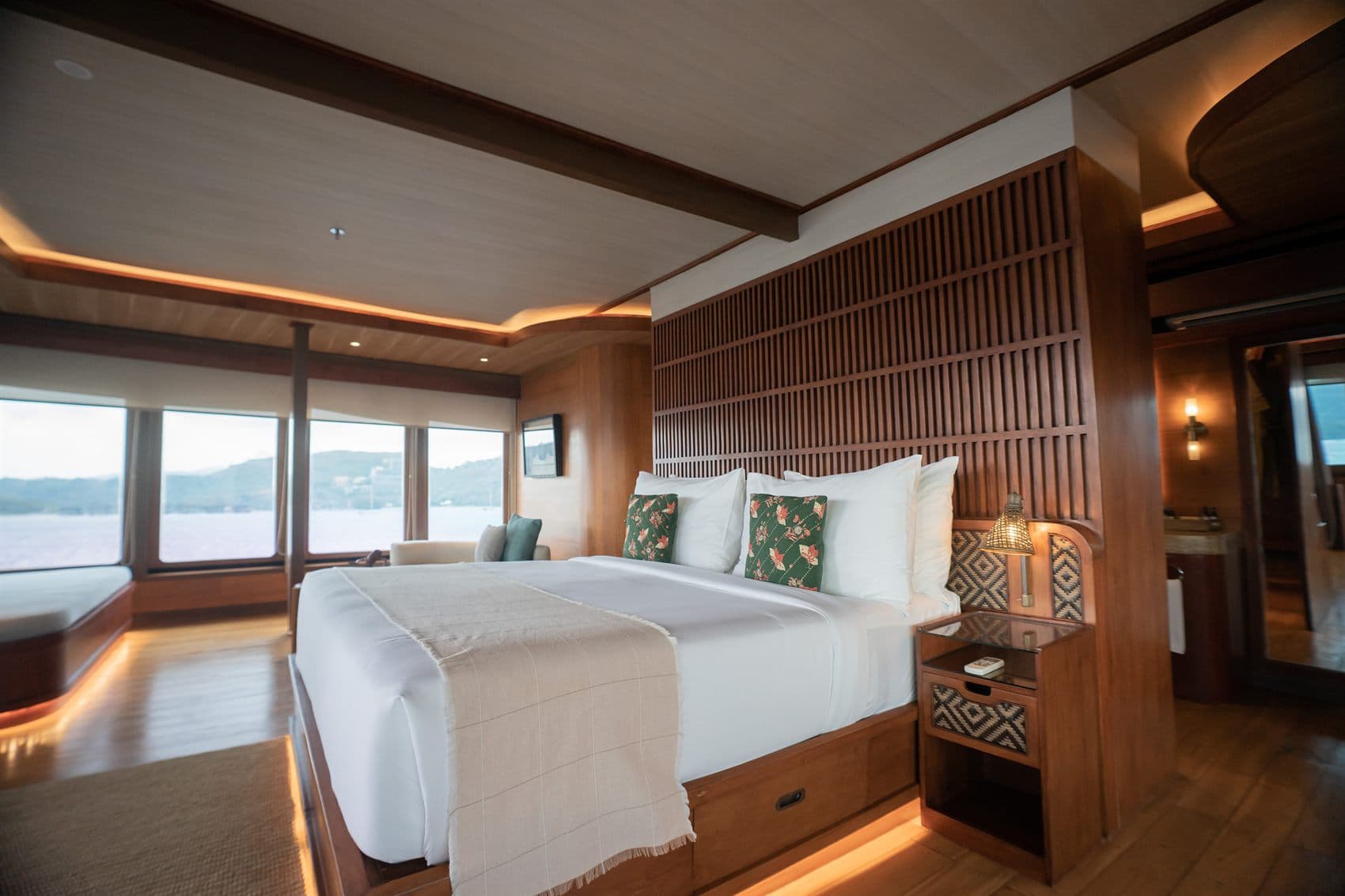Presidential Suite - Whale