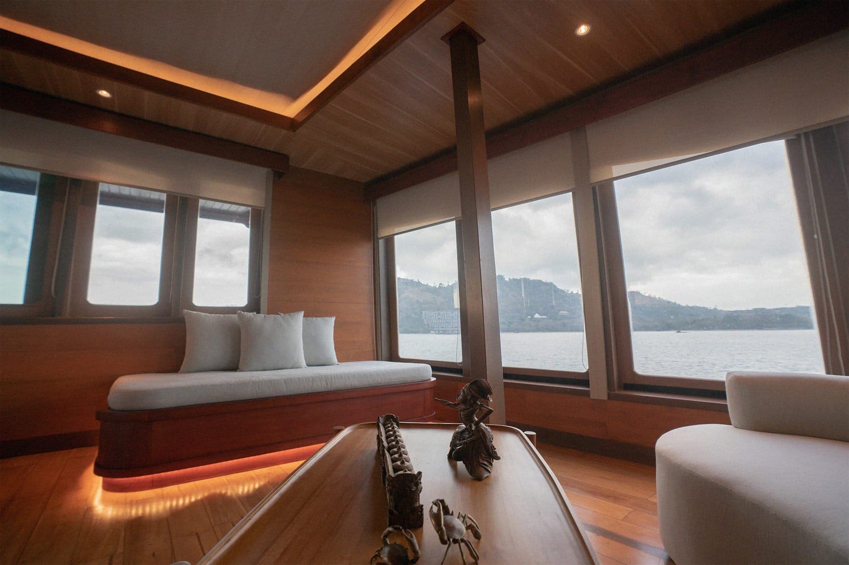 Presidential Suite - Whale interior